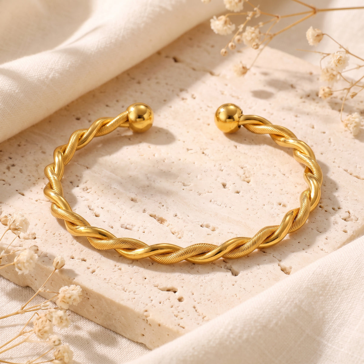 Das gedrehte Helix-Armband