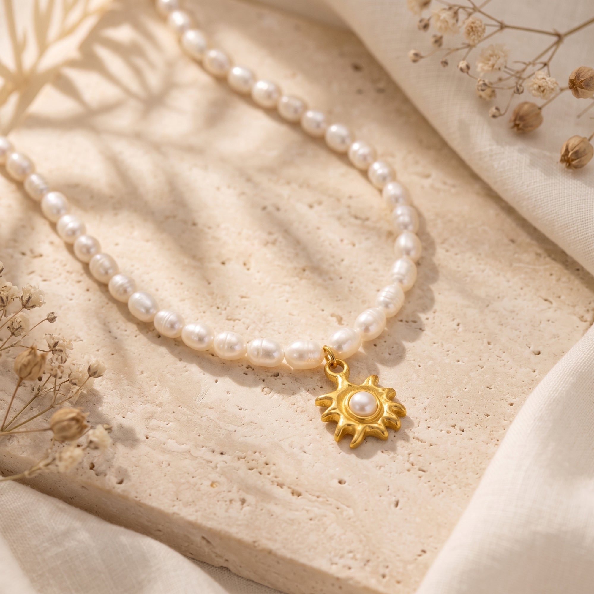The Solina Pearl Necklace