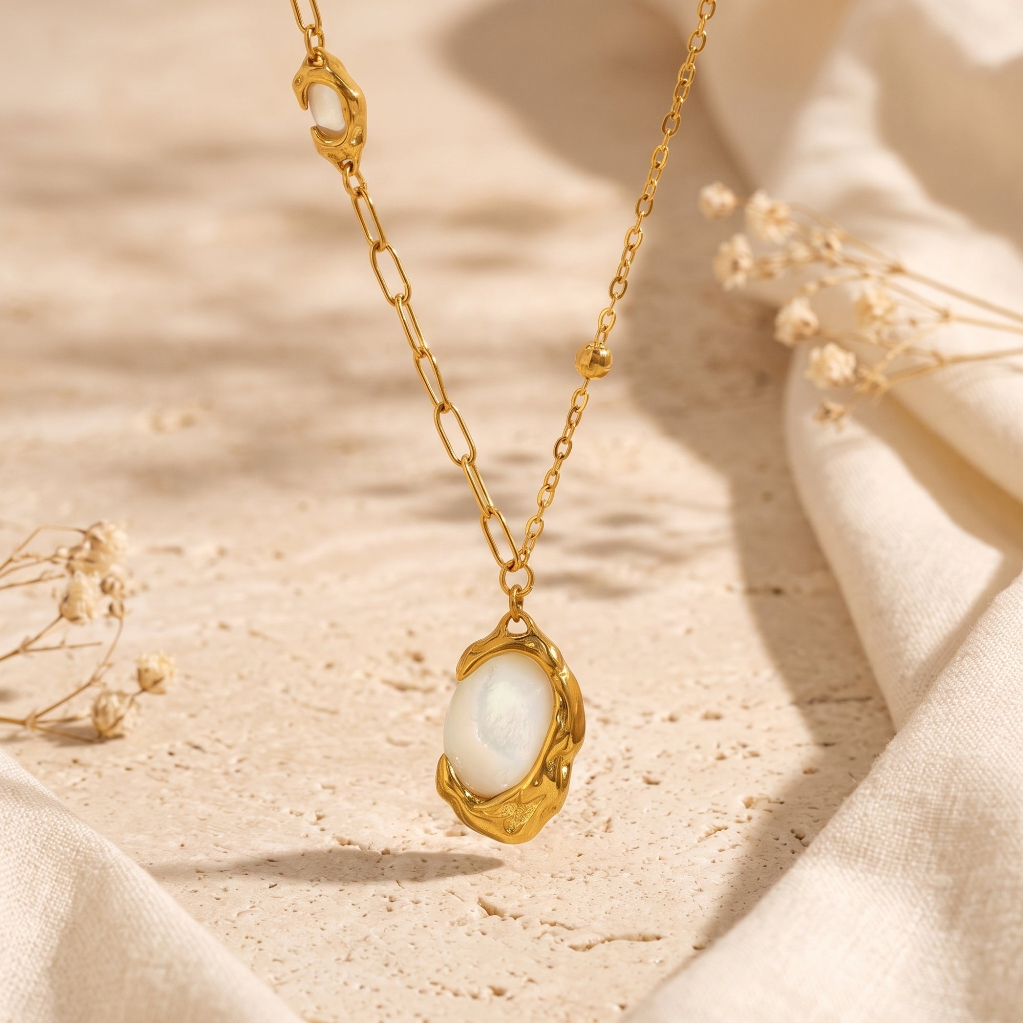 The Elysian Molten Oval Necklace