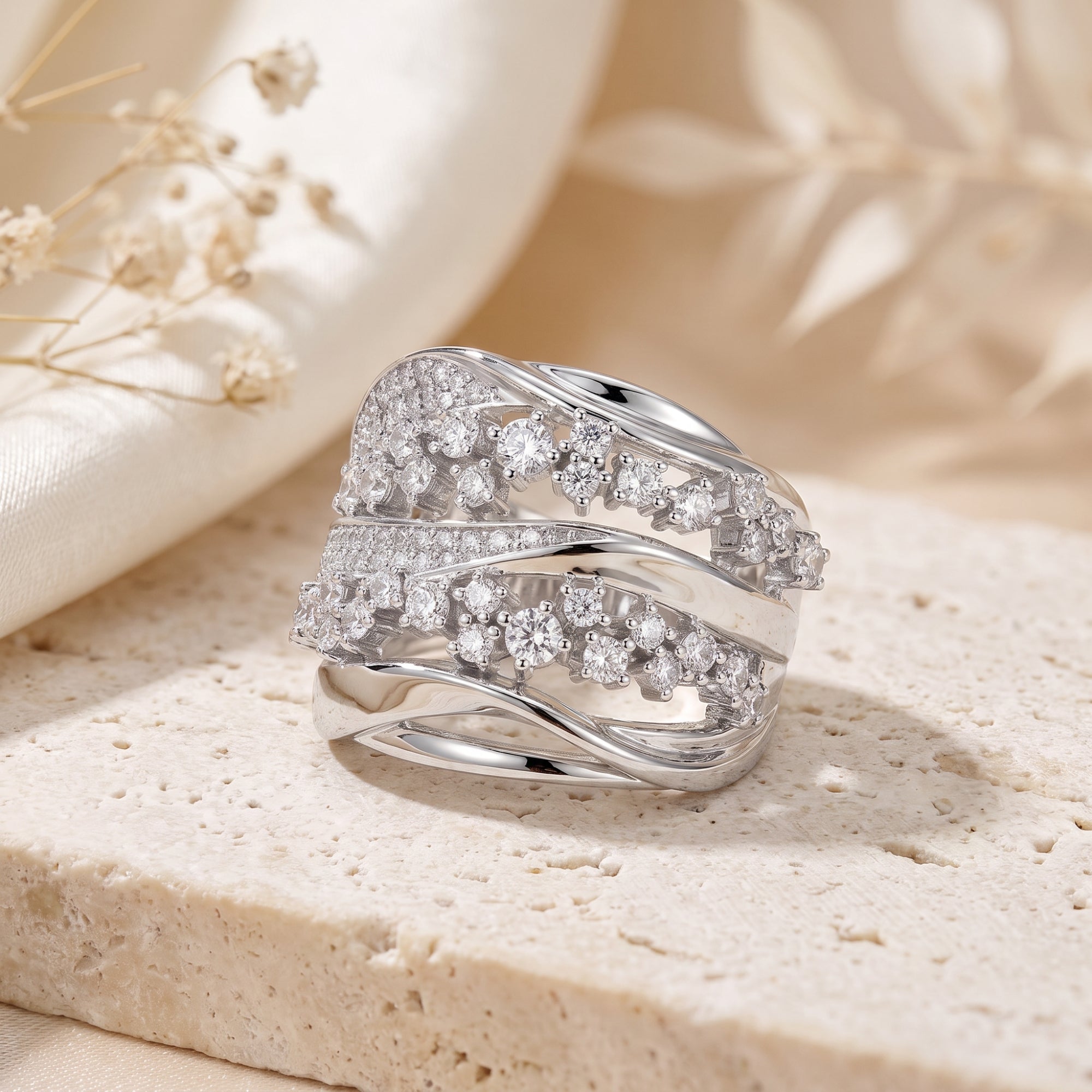 La bague croisée Aurora