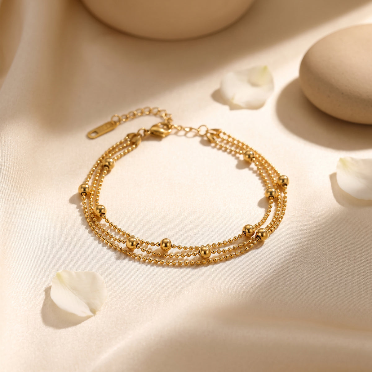 Das mehrreihige Perlenarmband