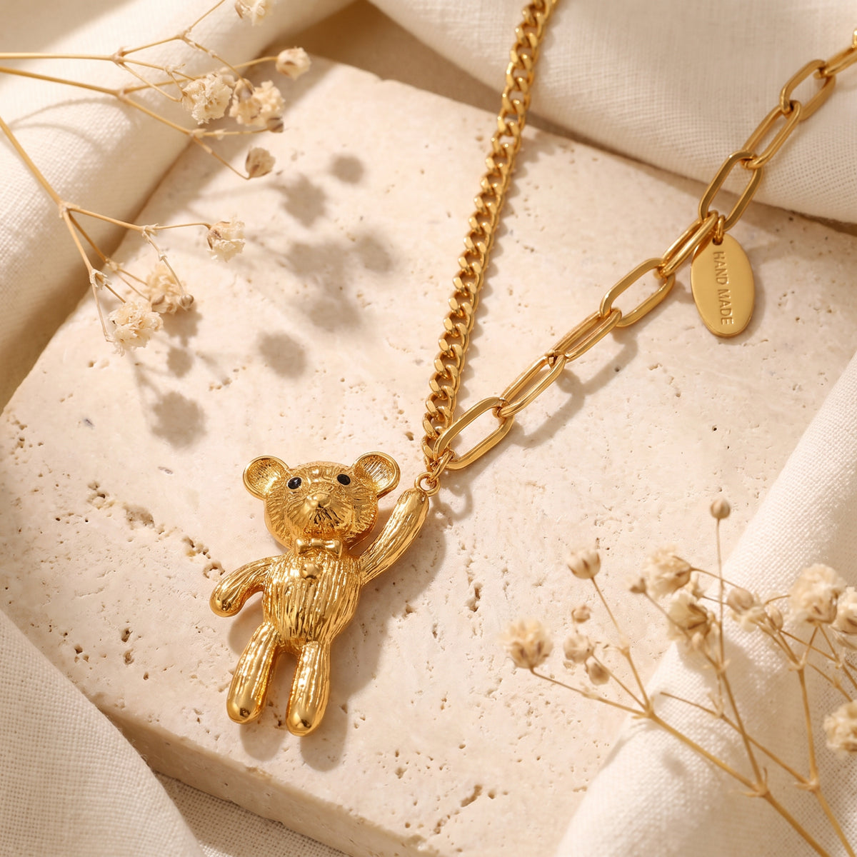 Le collier pendentif ours Artisan