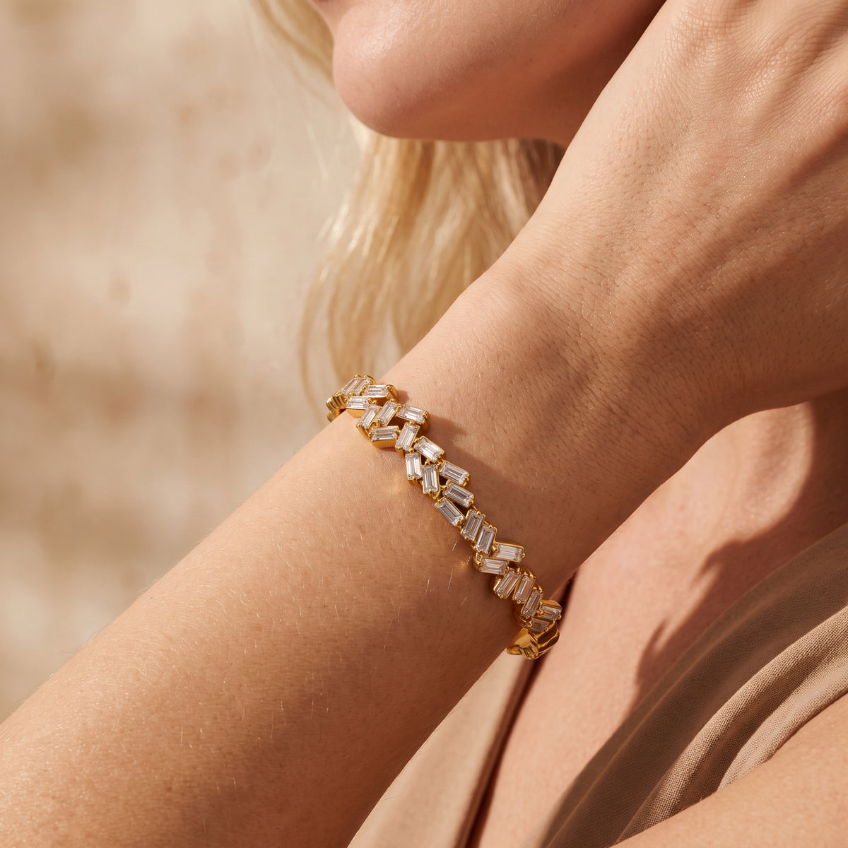 Das Baguette-Zickzack-Armband
