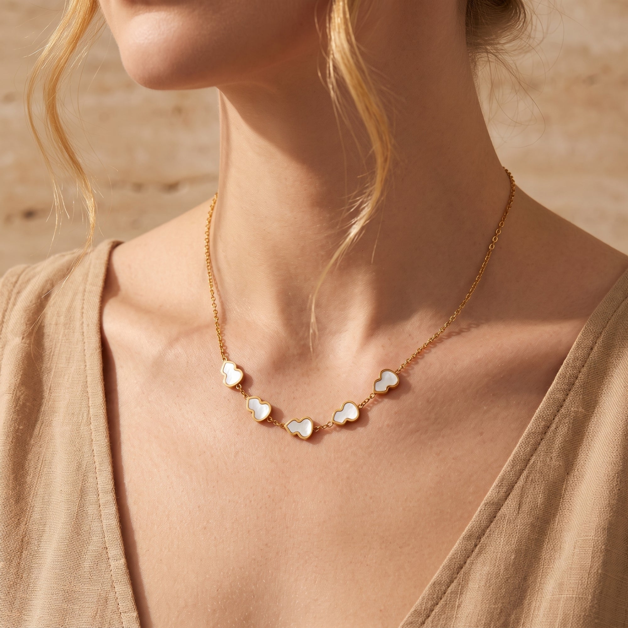 The Gourd Station Necklace