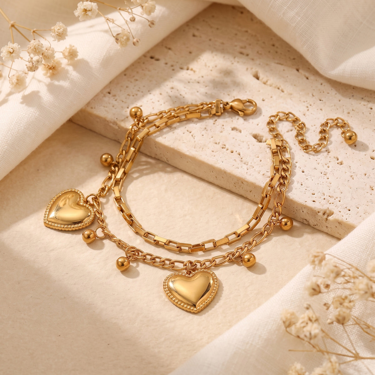La pulsera con dije de corazón Duet