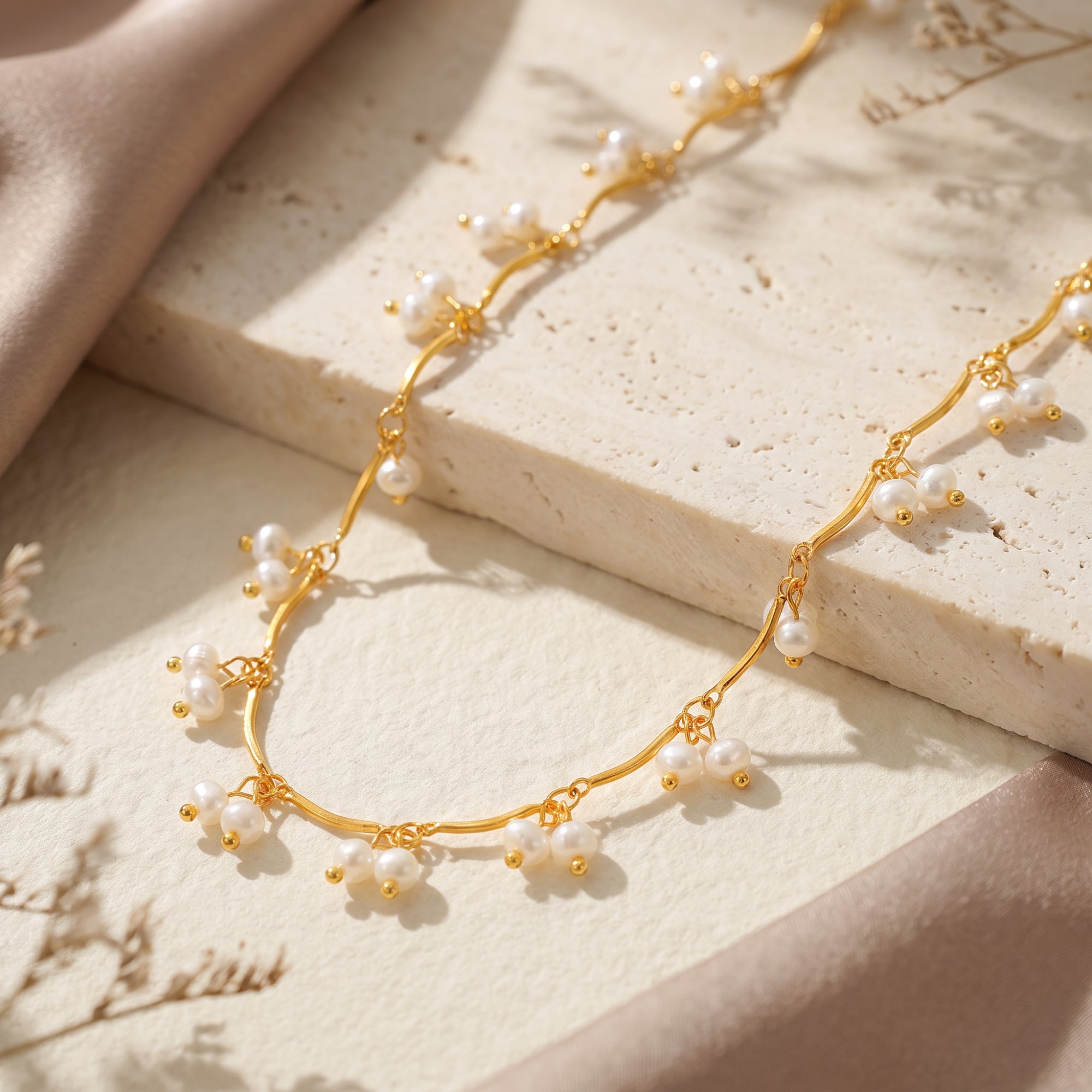 The Aurendra Pearl Necklace