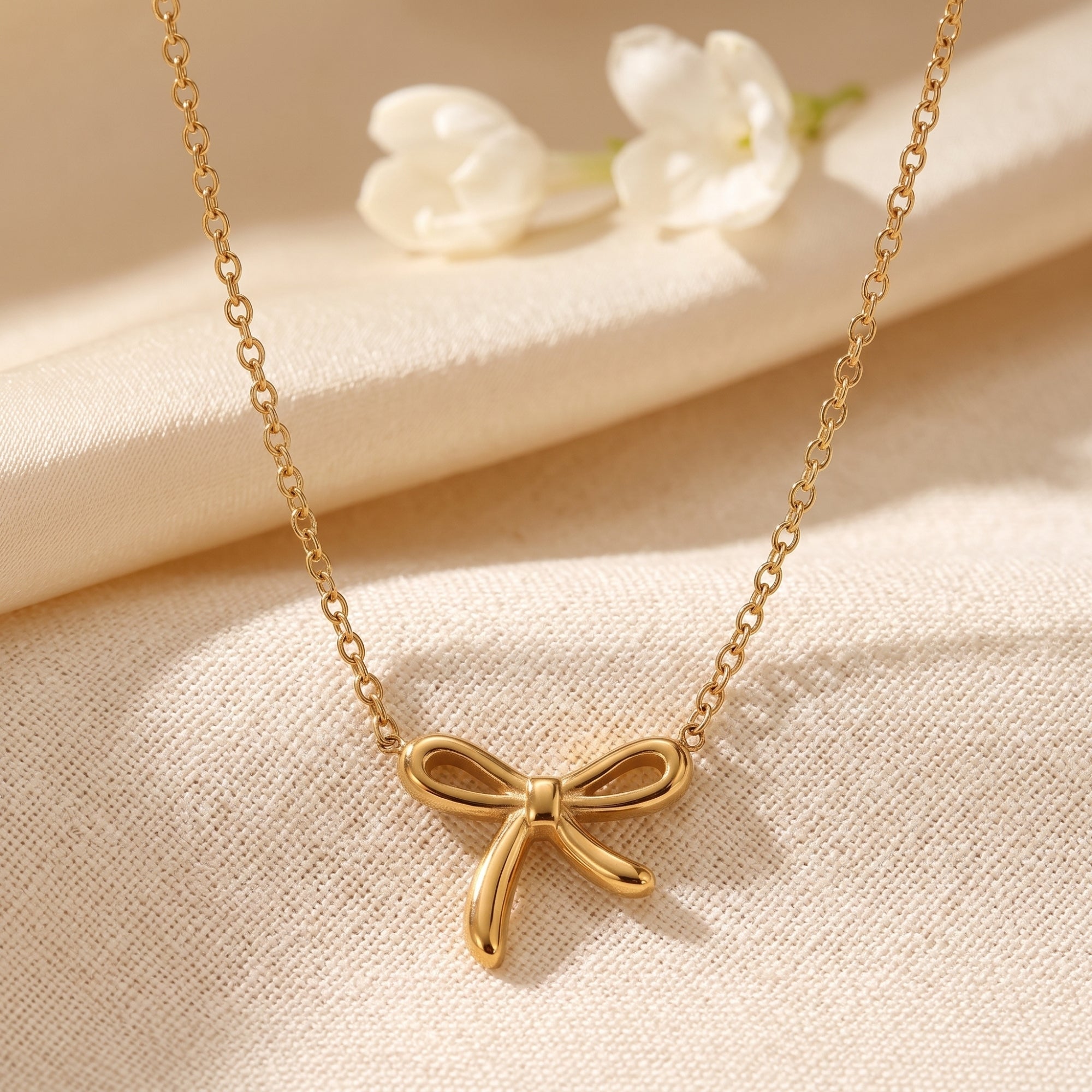 The Belle Bow Necklace