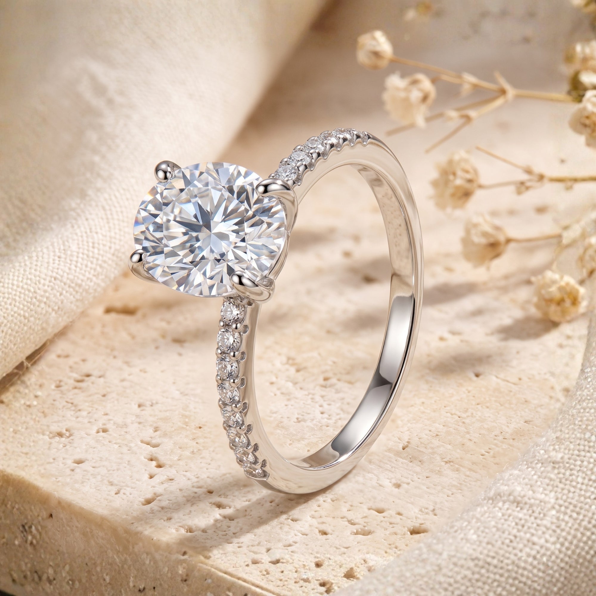Der Aria-Oval-Solitärring