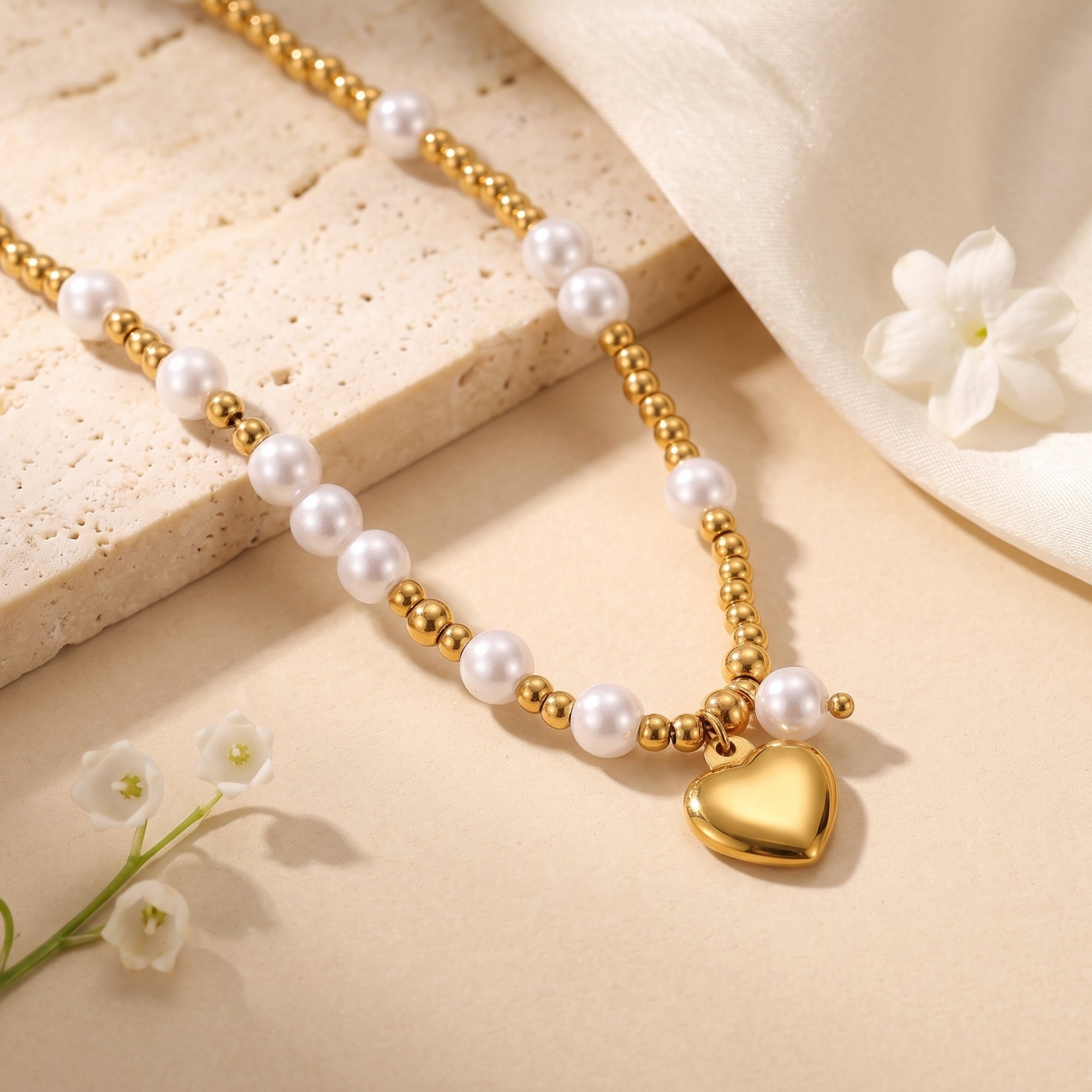 The Pearl Heart Pendant Necklace