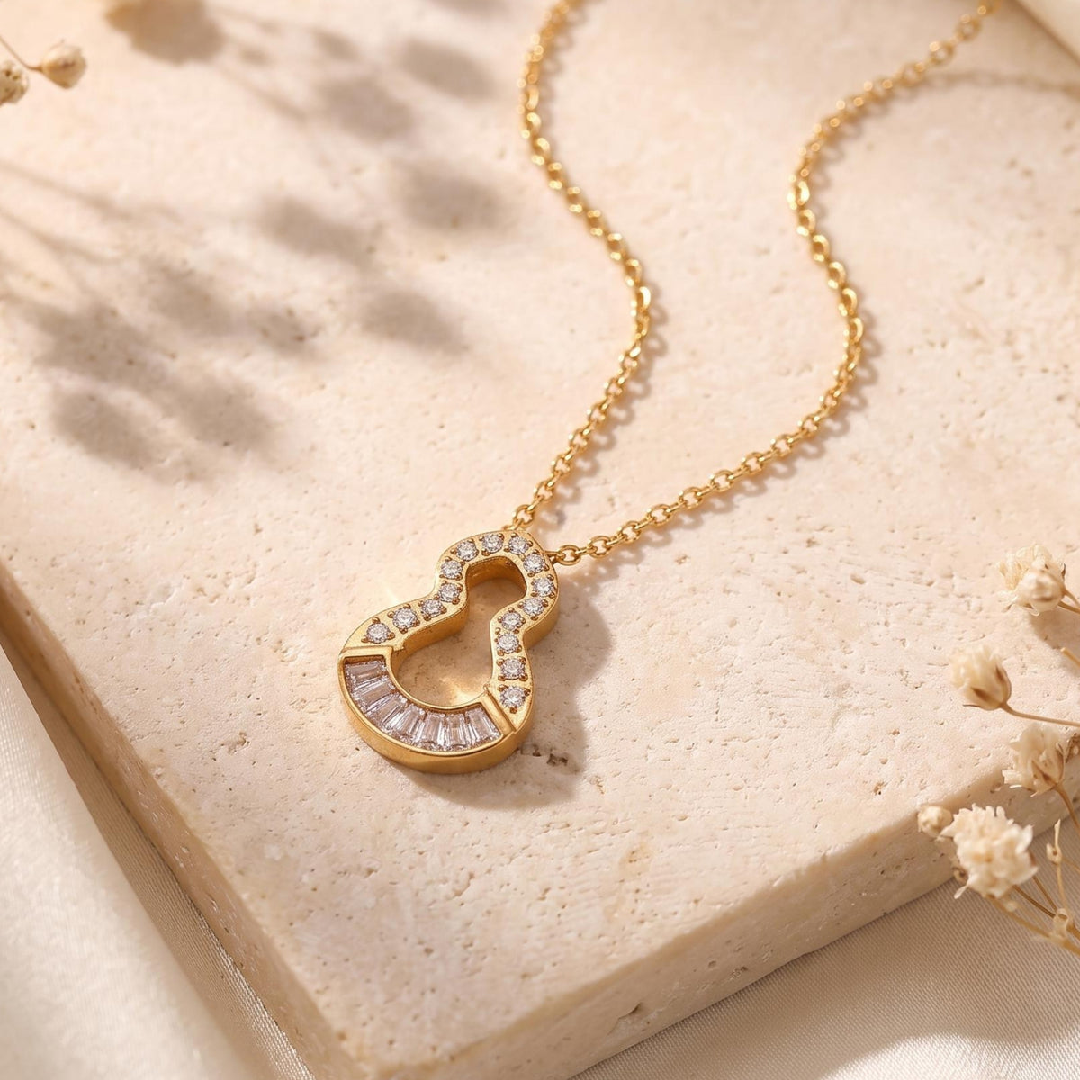 The Keyhole Baguette Necklace