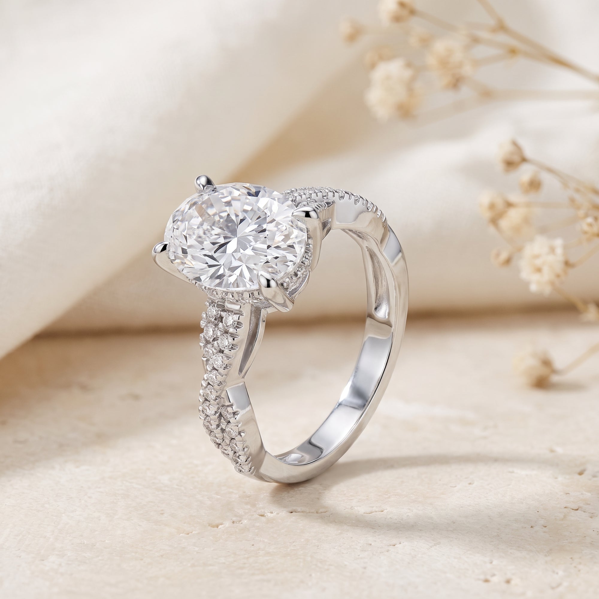 La bague torsadée Infinity
