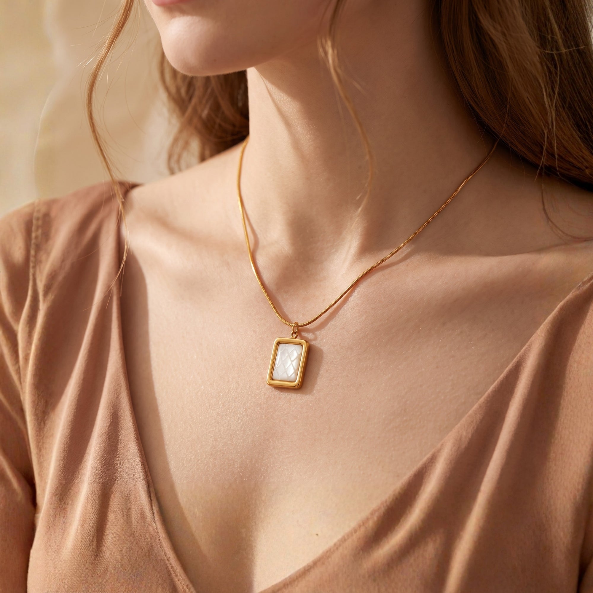 Le collier matelassé Tessera