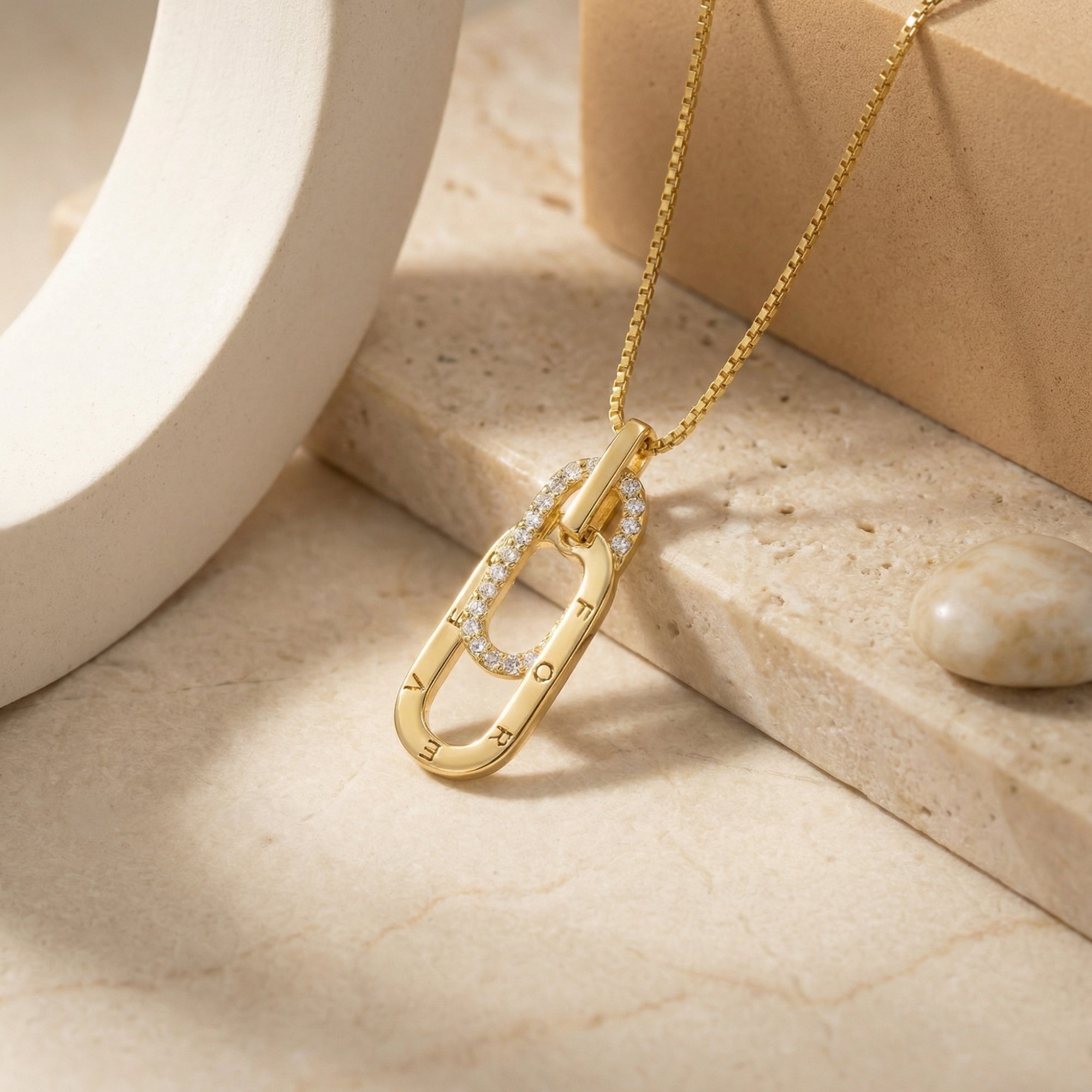 The Forever Linked Bestie Necklace