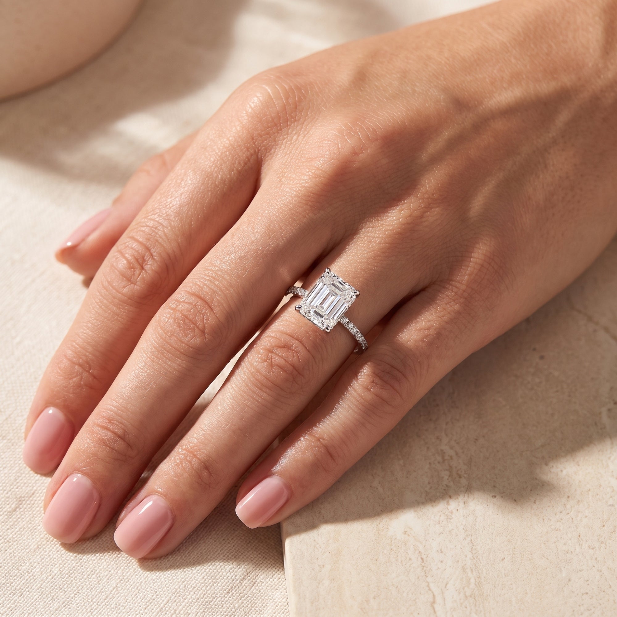 The Stella Hidden Halo Ring