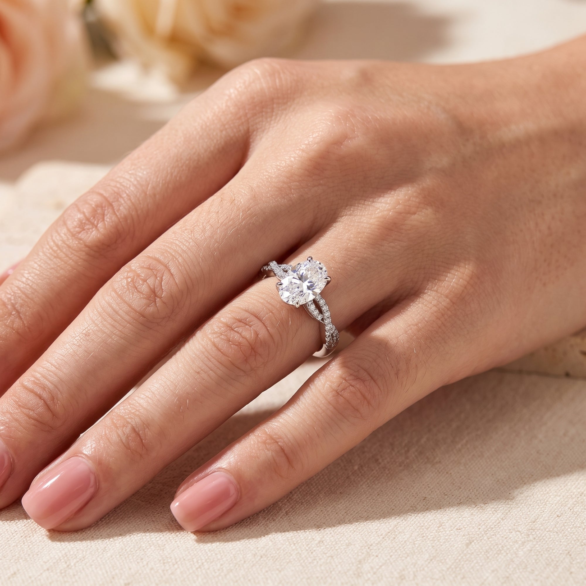 La bague torsadée Infinity