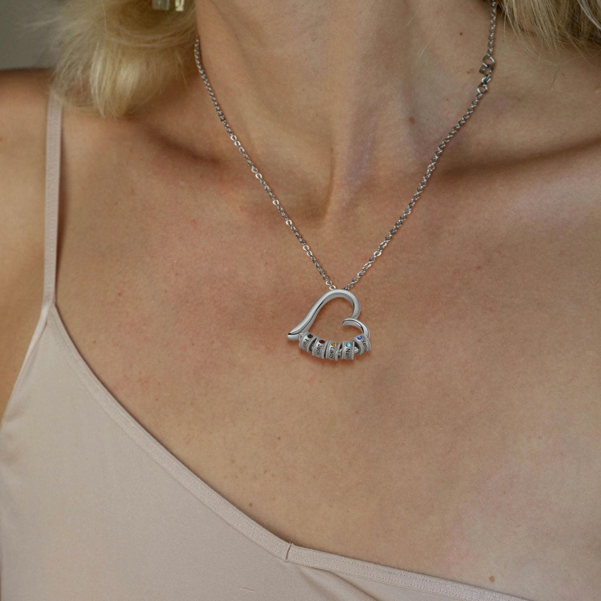 Collar familiar personalizado con piedra natal en forma de corazón y nombres - Acero inoxidable