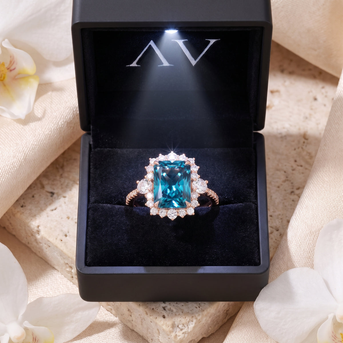 AI0010-RAD-3CT-PAVE-SOLIT - Premium LED Gift Box Presentation