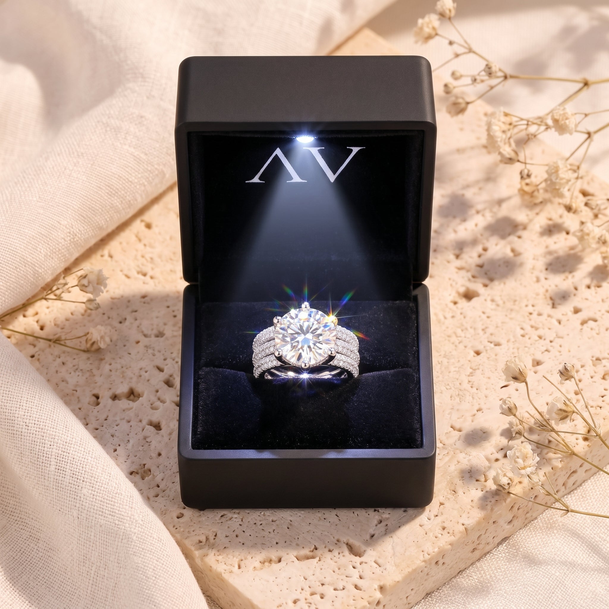 YLQ4736-rings - Premium LED Gift Box Presentation