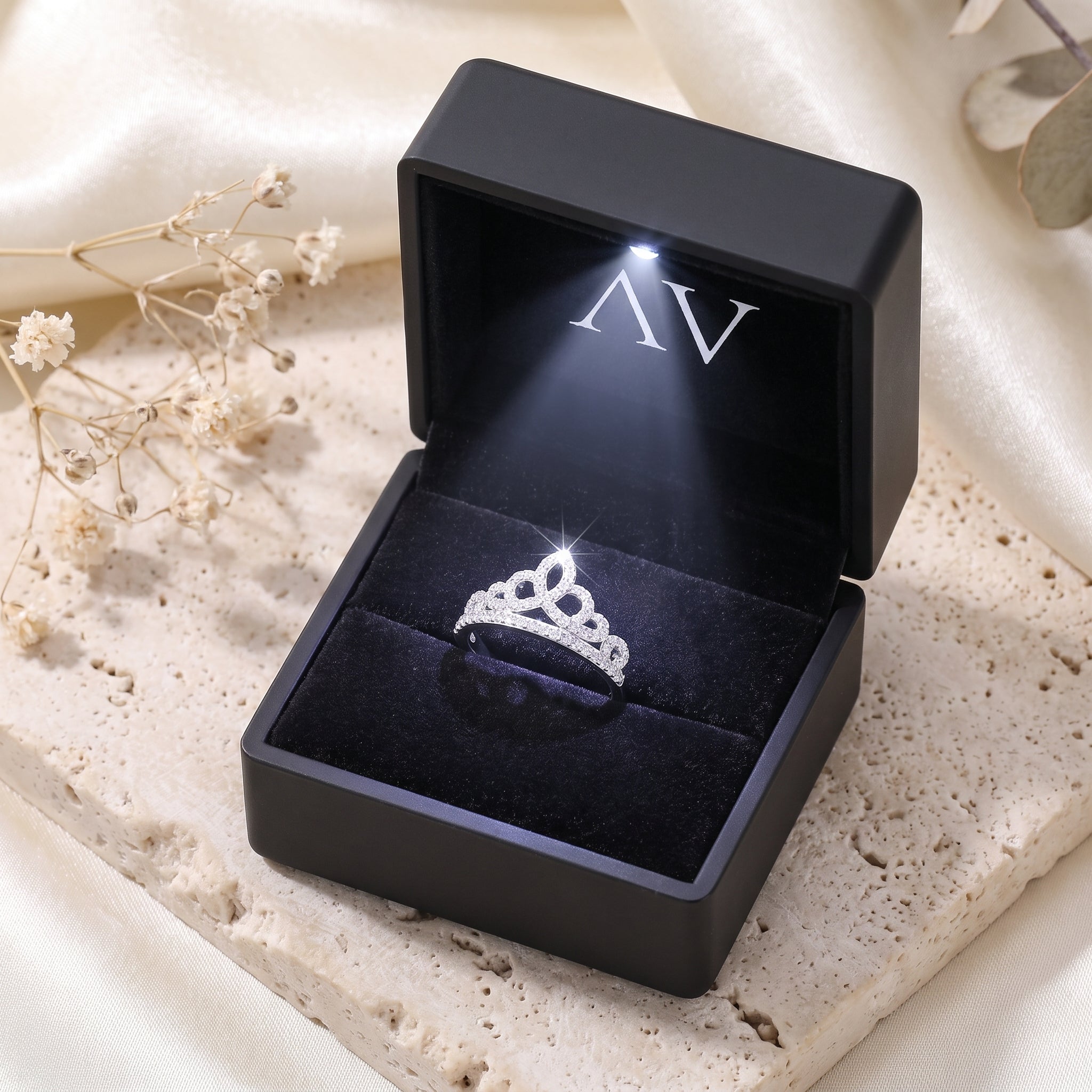 YLQ4827-rings - Premium LED Gift Box Presentation