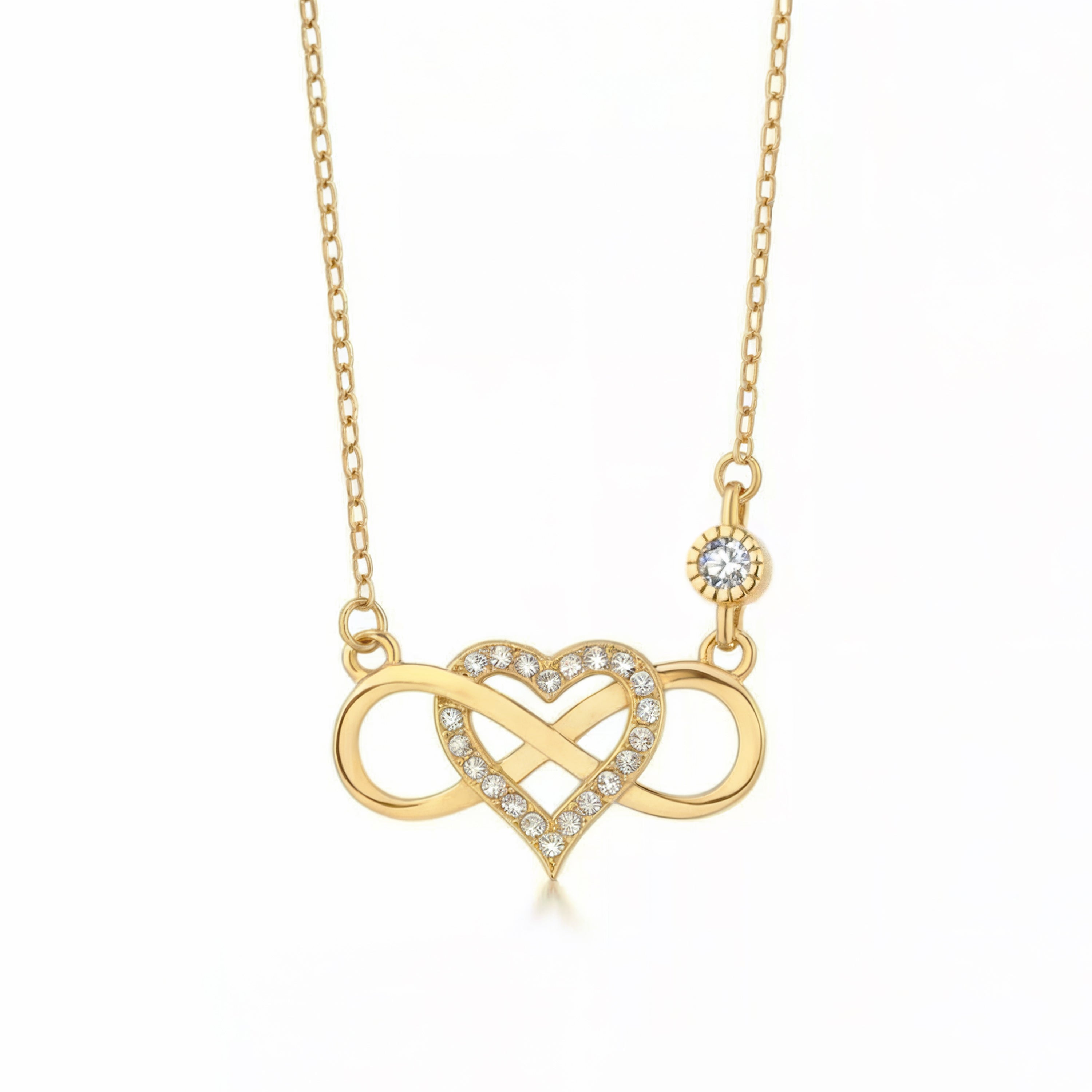 Collar de corazón infinito con diamantes eternos