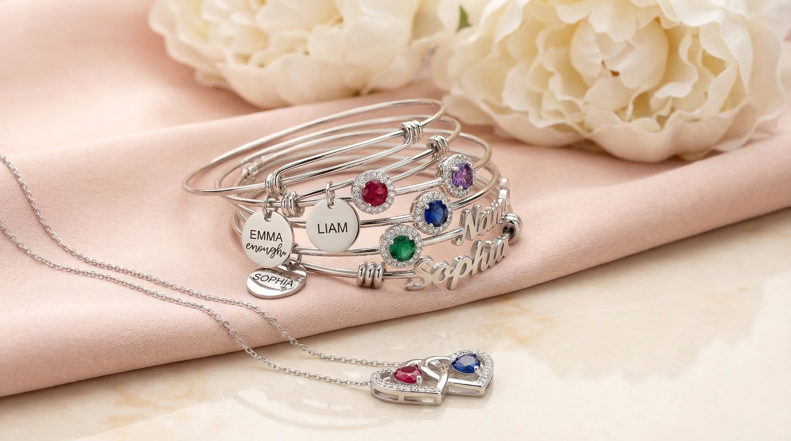 personalized birthstone bracelet for mom - hero image