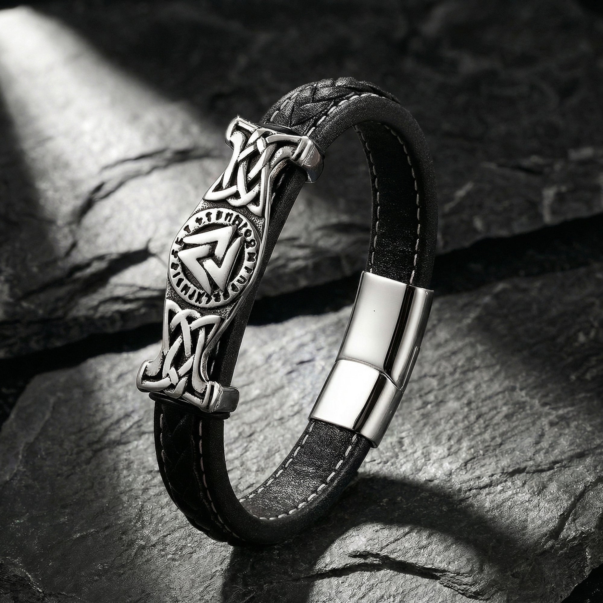 ブレスレット Men's Black Braided Leather Bracelet – 316L Stainless Steel – Gift