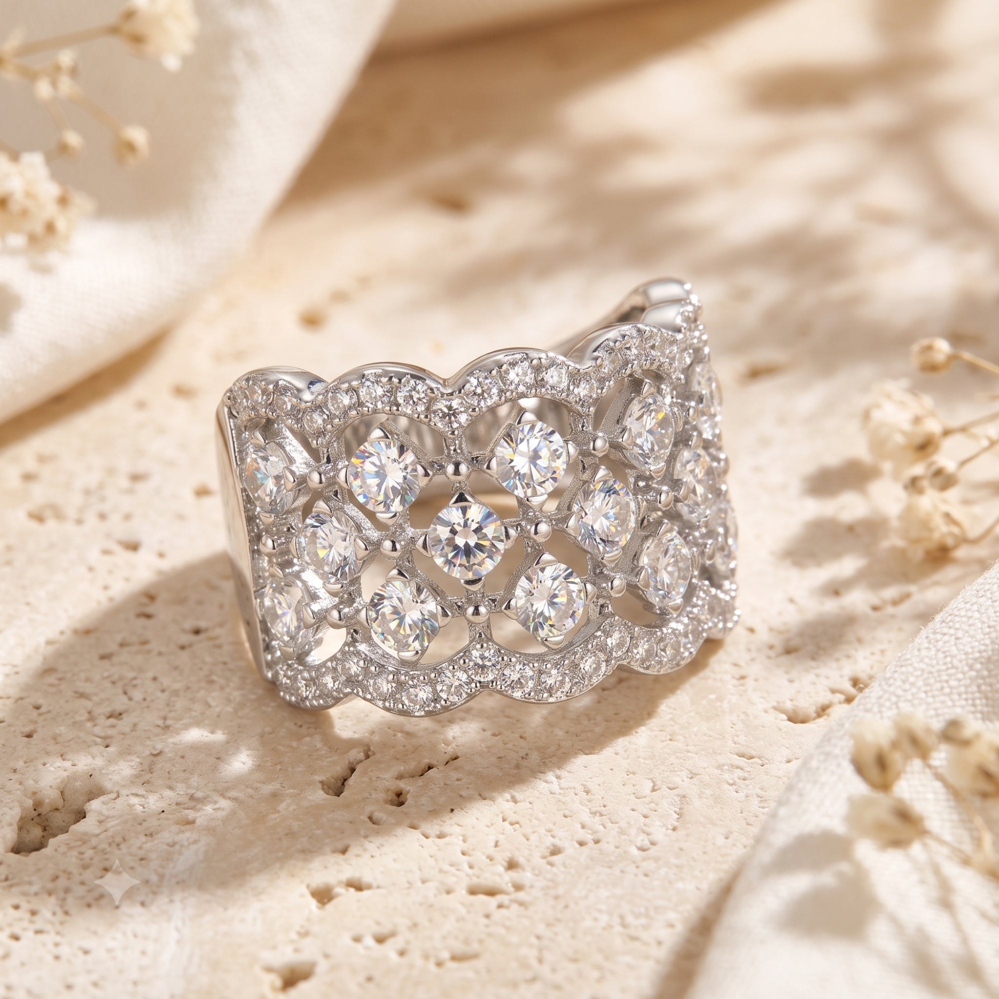 The Carisienne Ring