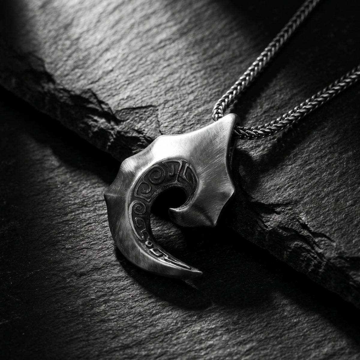 El collar de volutas de marea