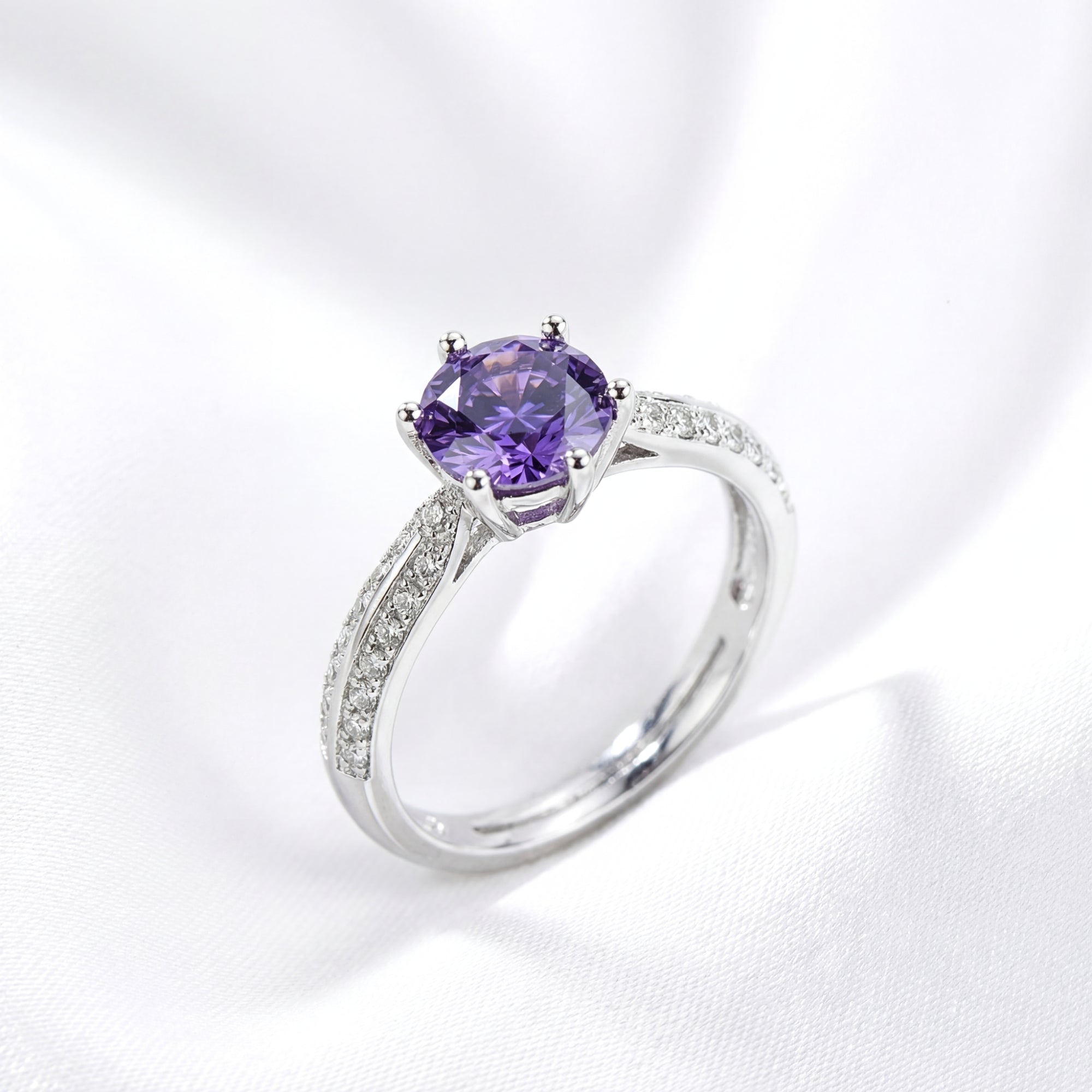 The Iris Solitaire - S925 Sterling Silver