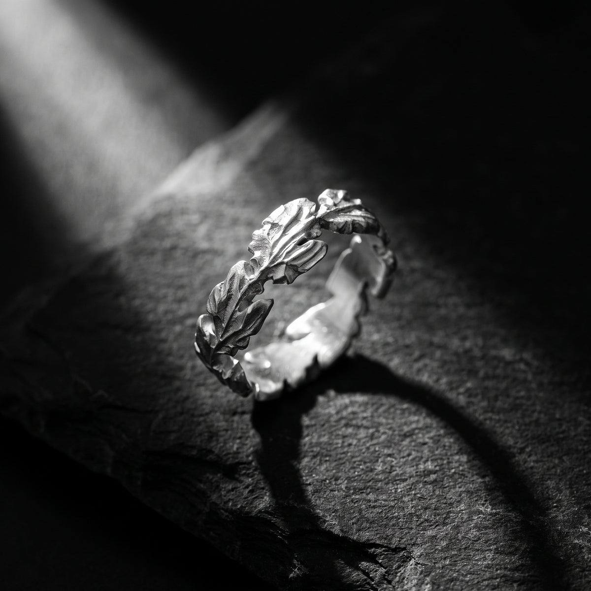 The Sylvan Oak Leaf Ring