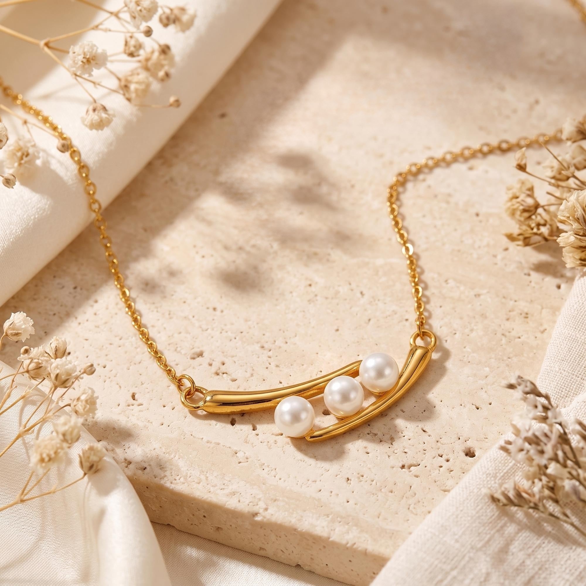 The Aura Pearl Crescent Necklace