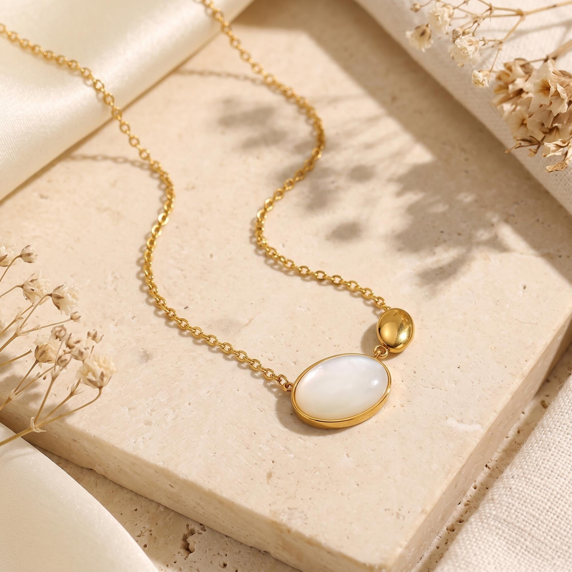The Organic Pebble Pendant Necklace