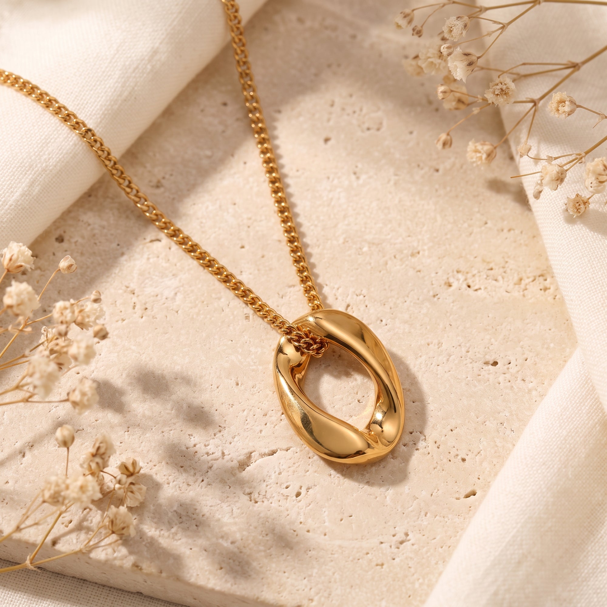 Le collier ovale Atelier