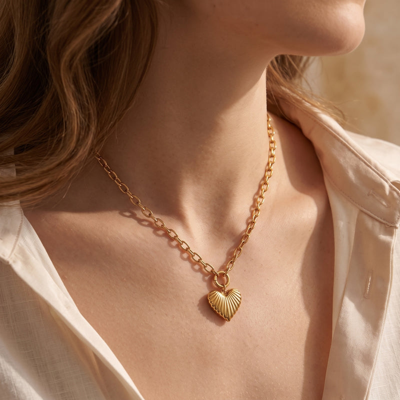 The Verona Heart Pendant Necklace