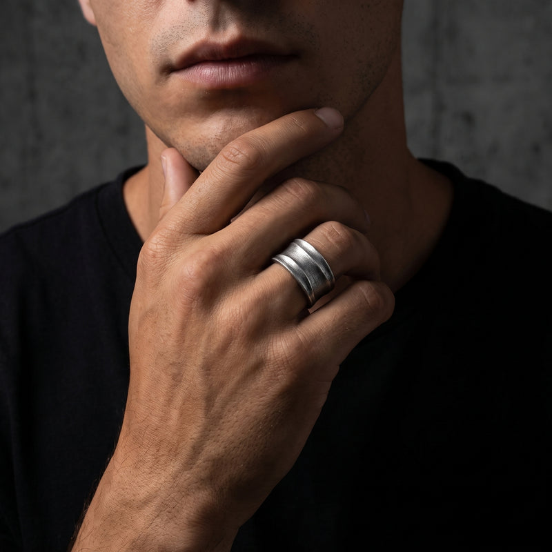 Bague à relief concave
