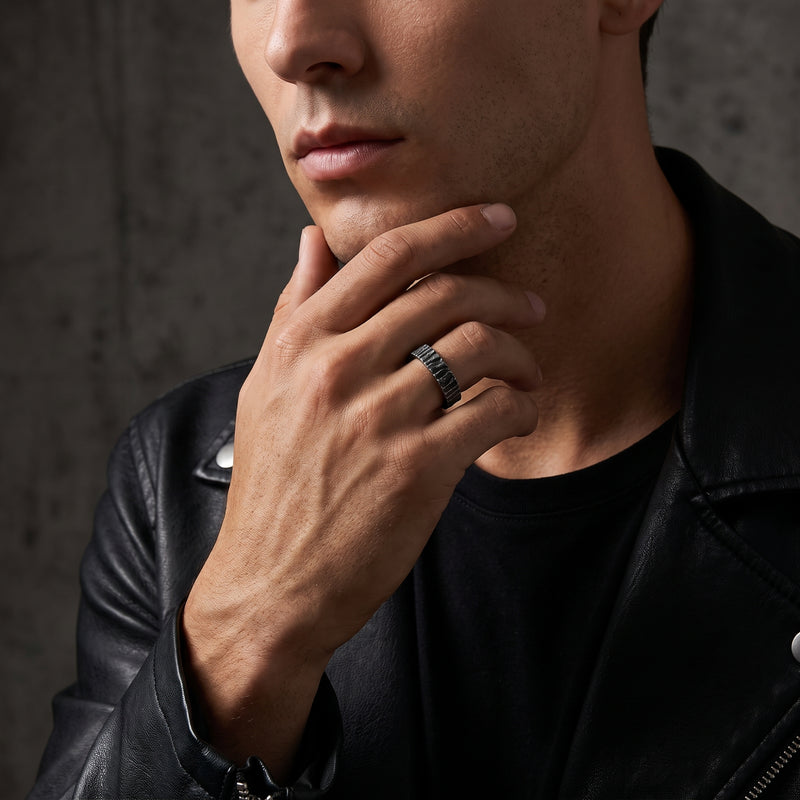Bague ouverte texturée façon écorce
