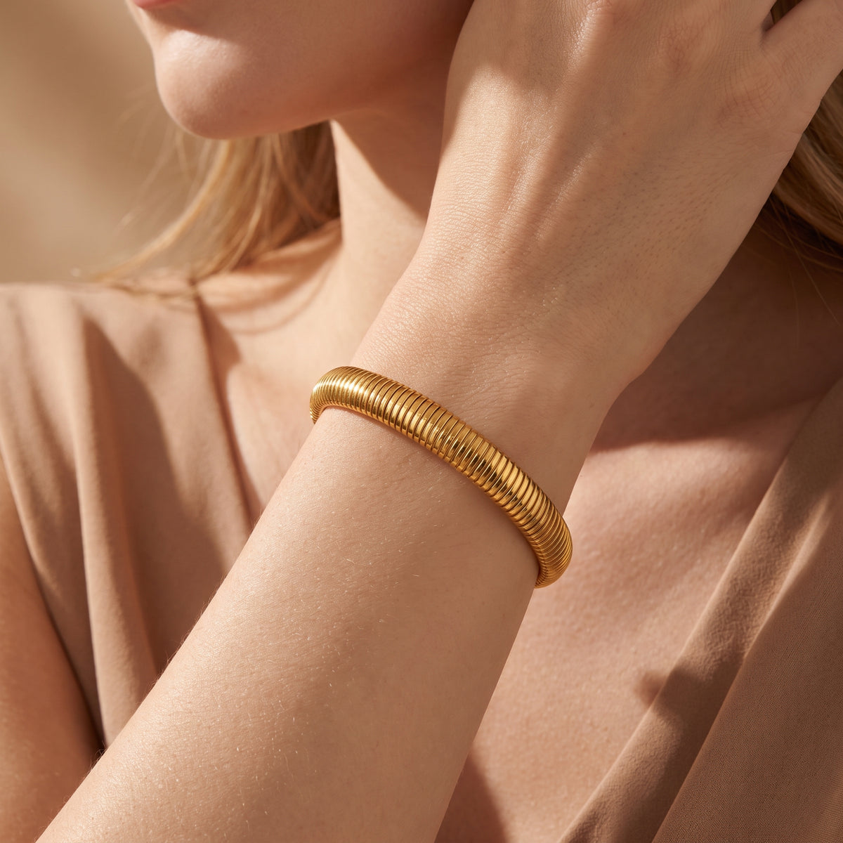 De geribbelde Tubogas-armband