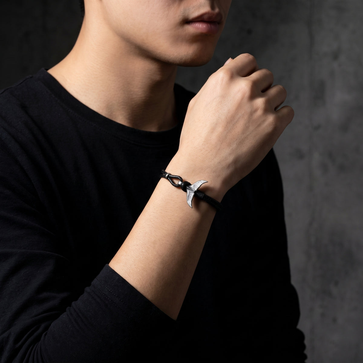 The Whale Tail Rope Bracelet