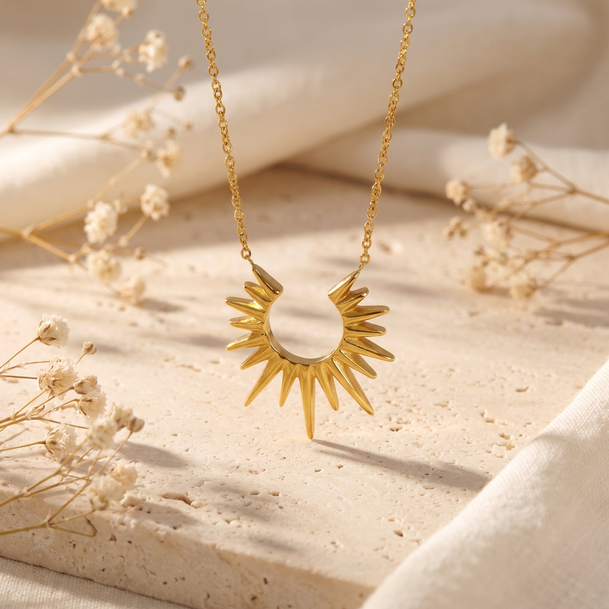 El collar Solar Sunburst