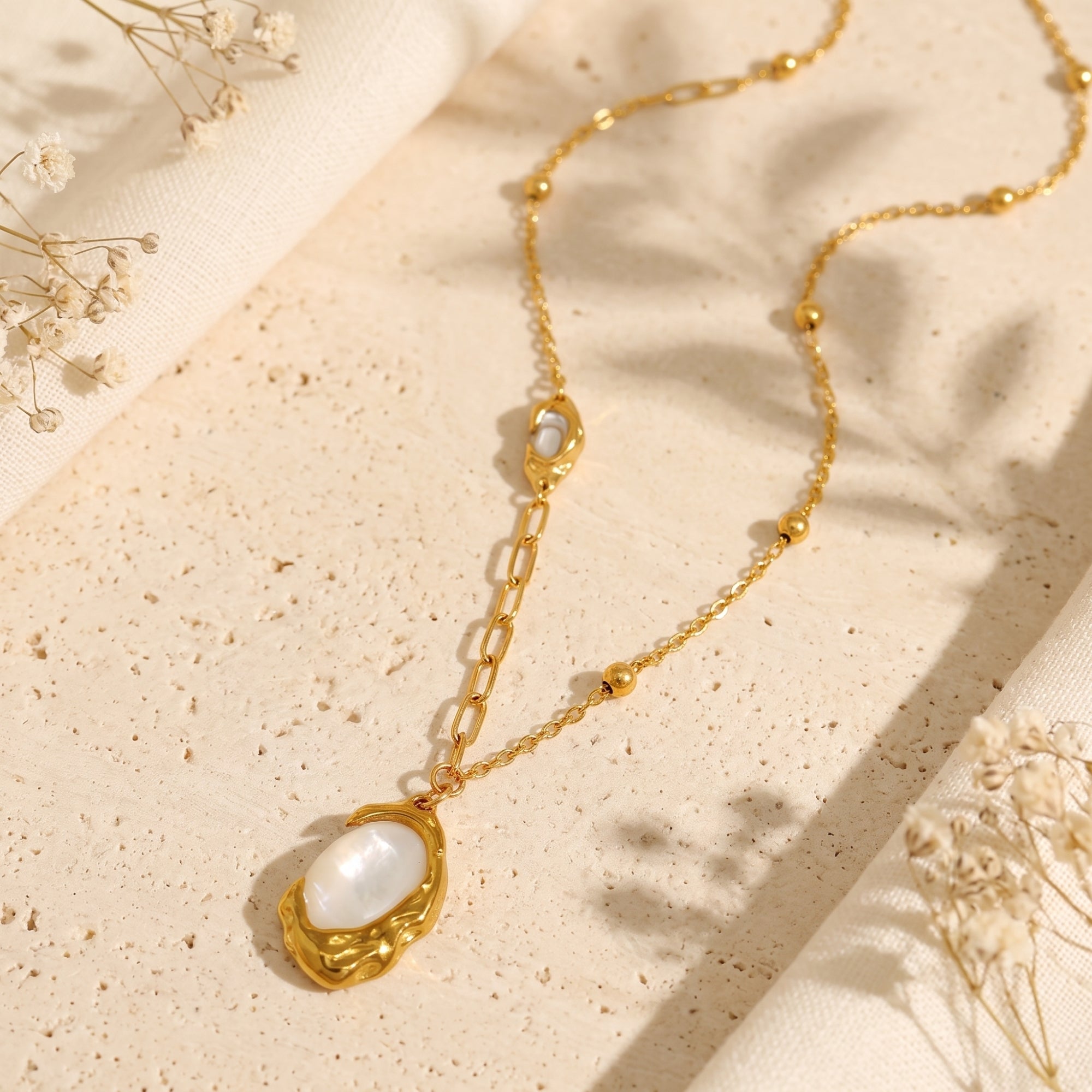 The Elysian Molten Oval Necklace