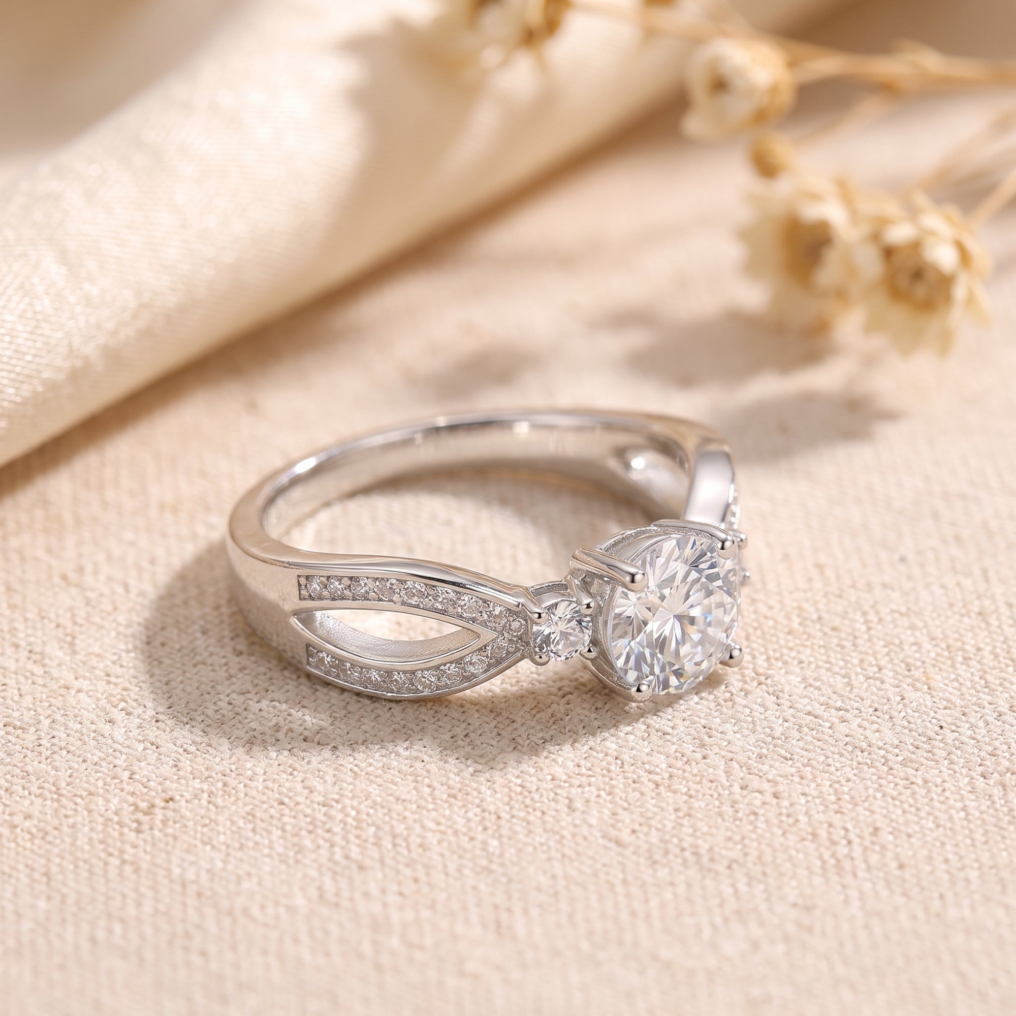 The Noeline Ring
