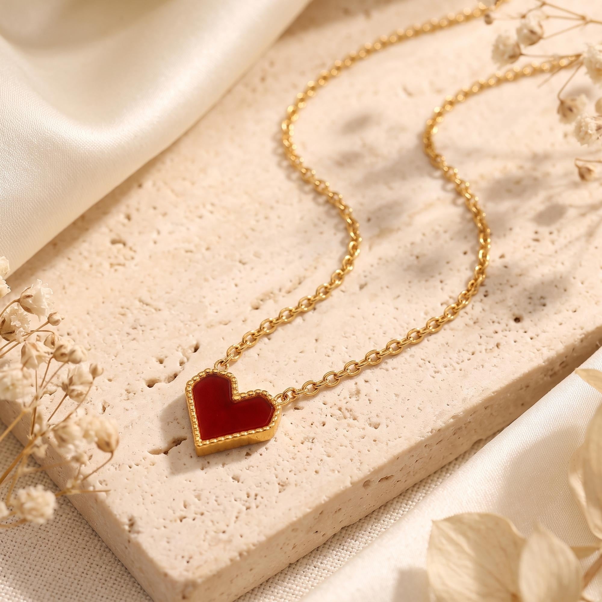 The Lylia Heart Necklace