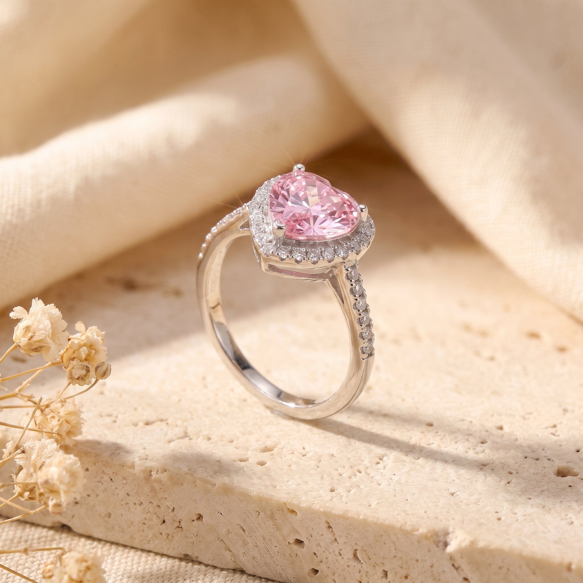 The Amourette Ring