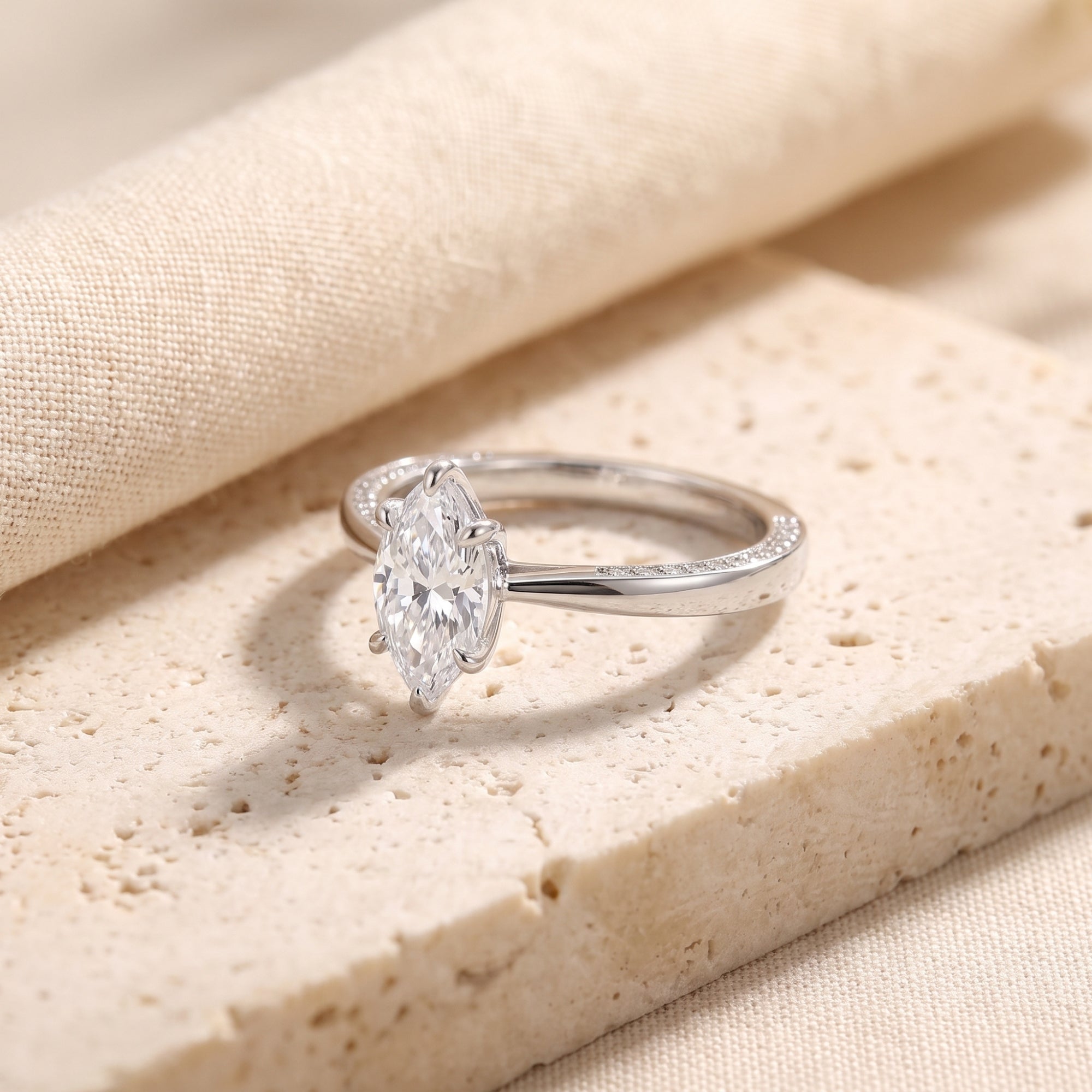La bague Evanthea