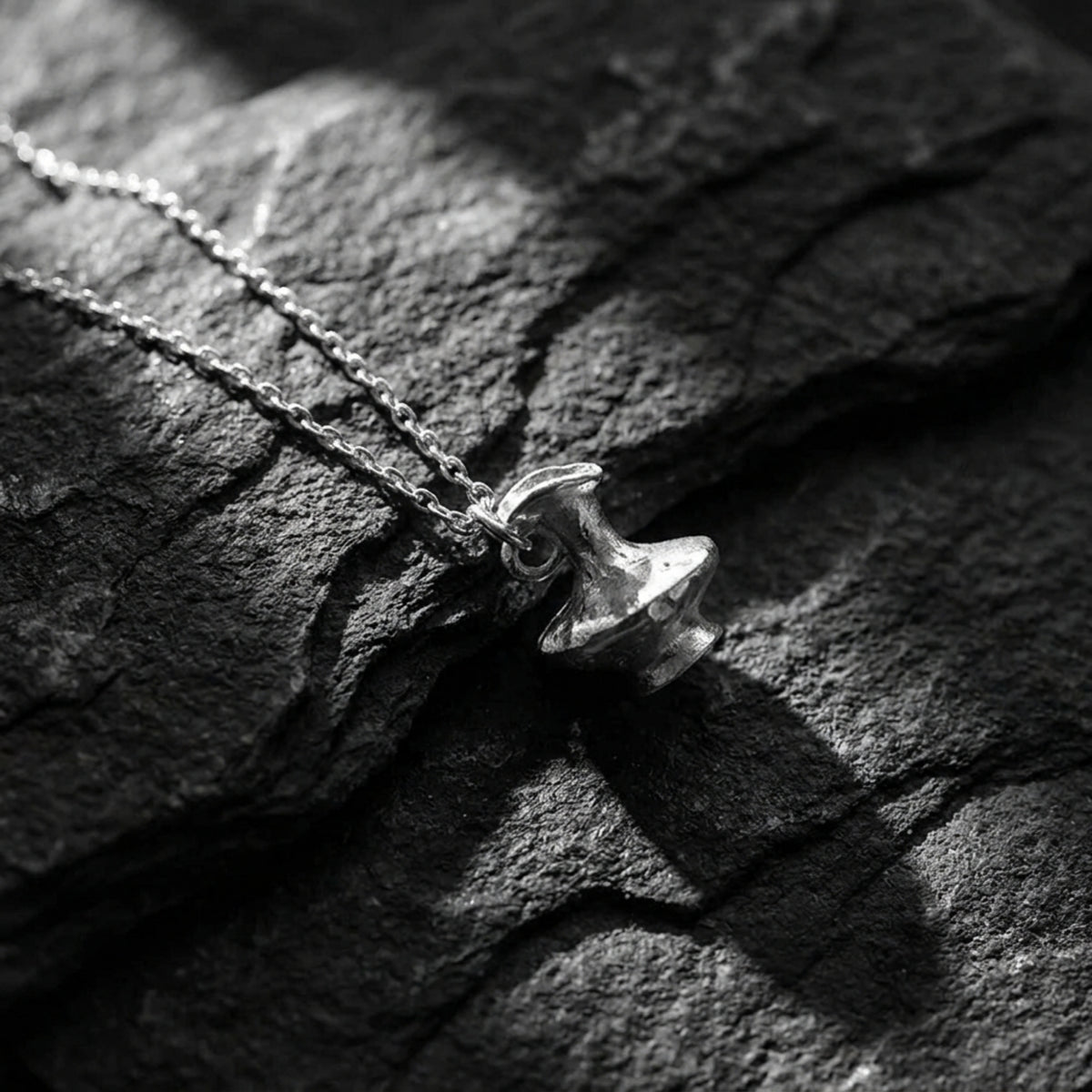 Collar The Relic Vessel