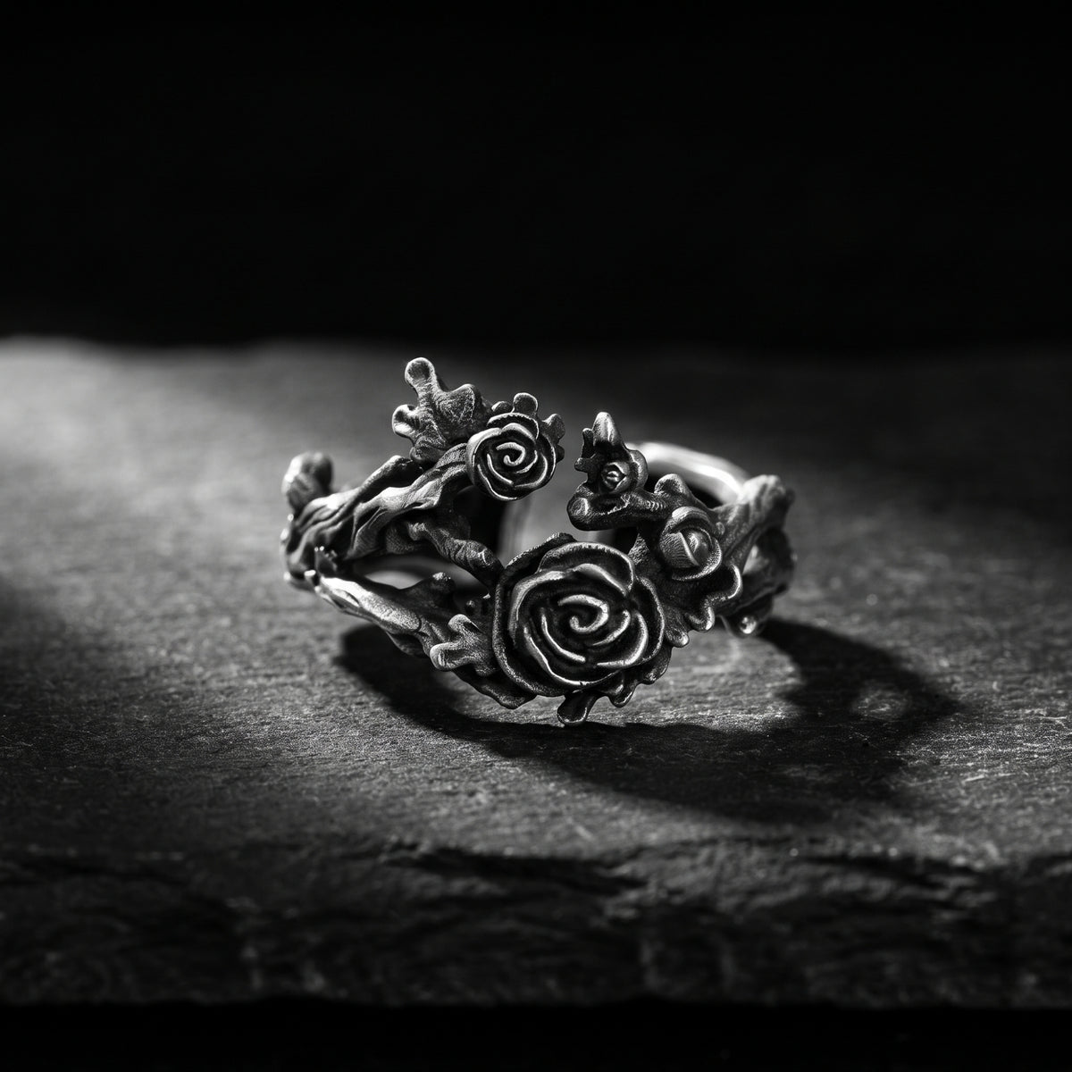De Rose Vine-open ring