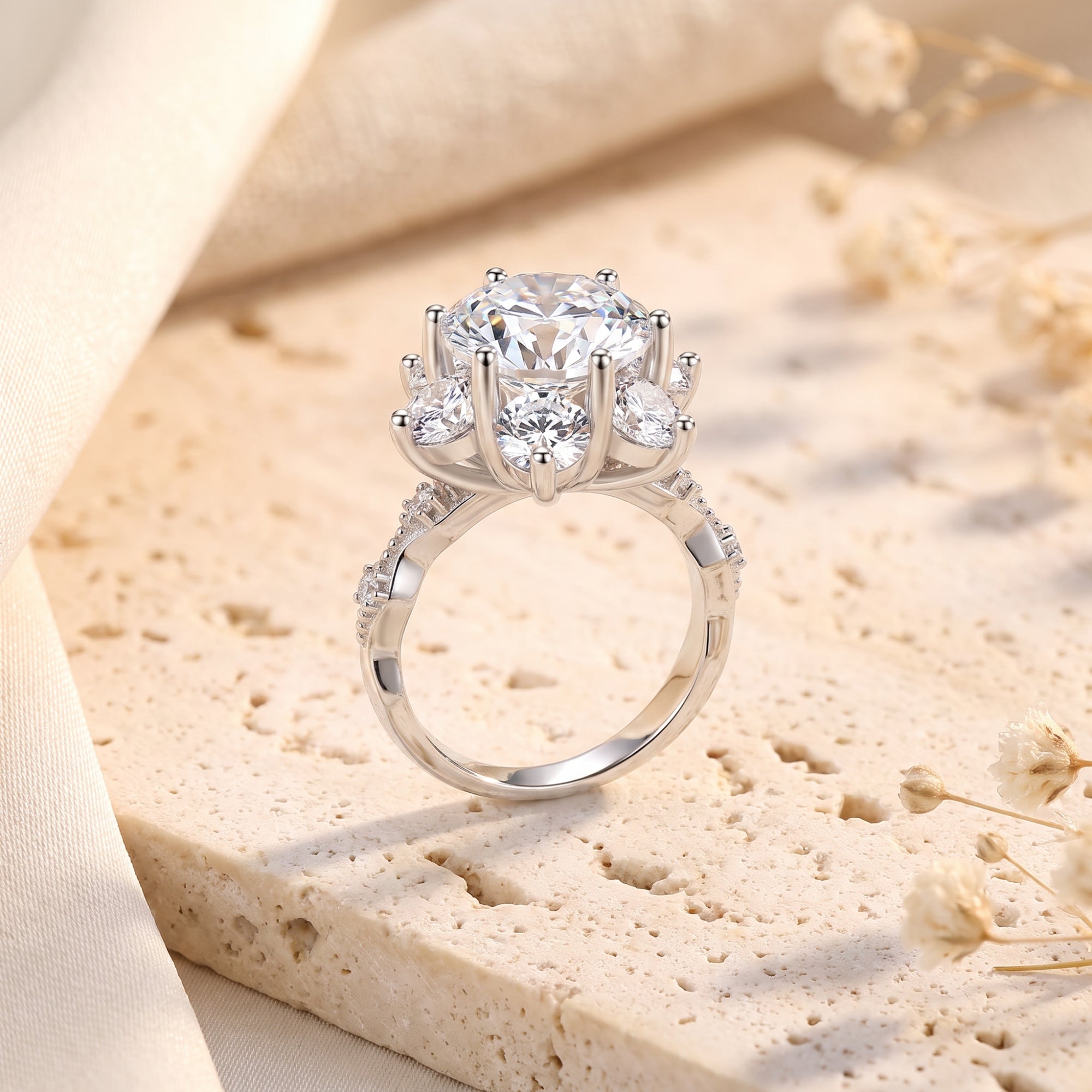 The Roselita Ring