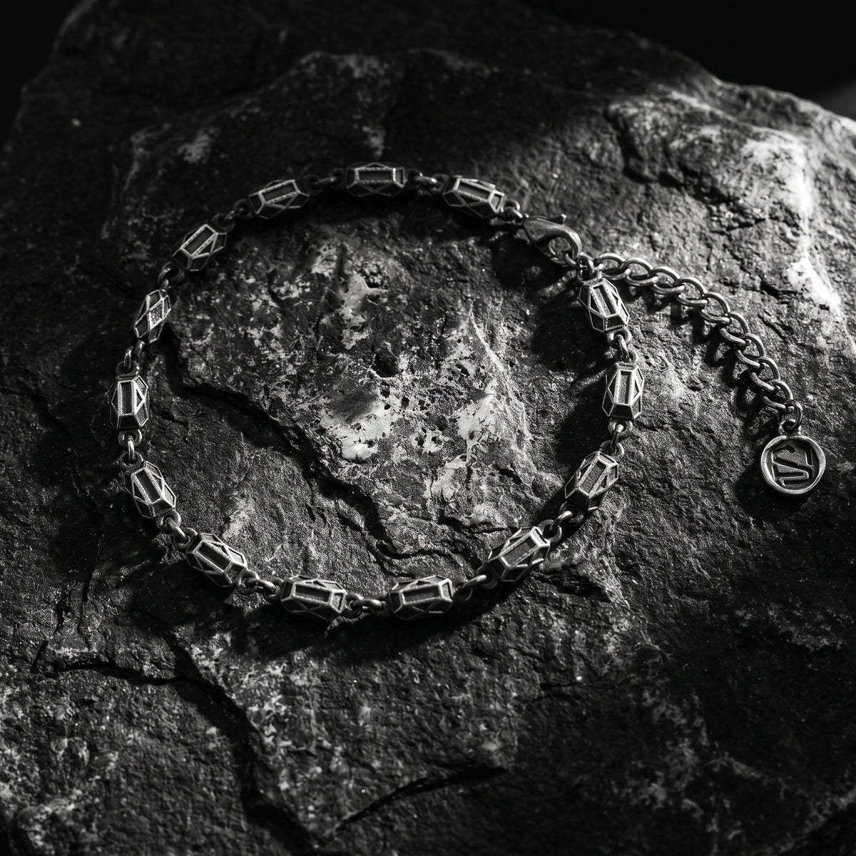 The Geometric Link Bracelet