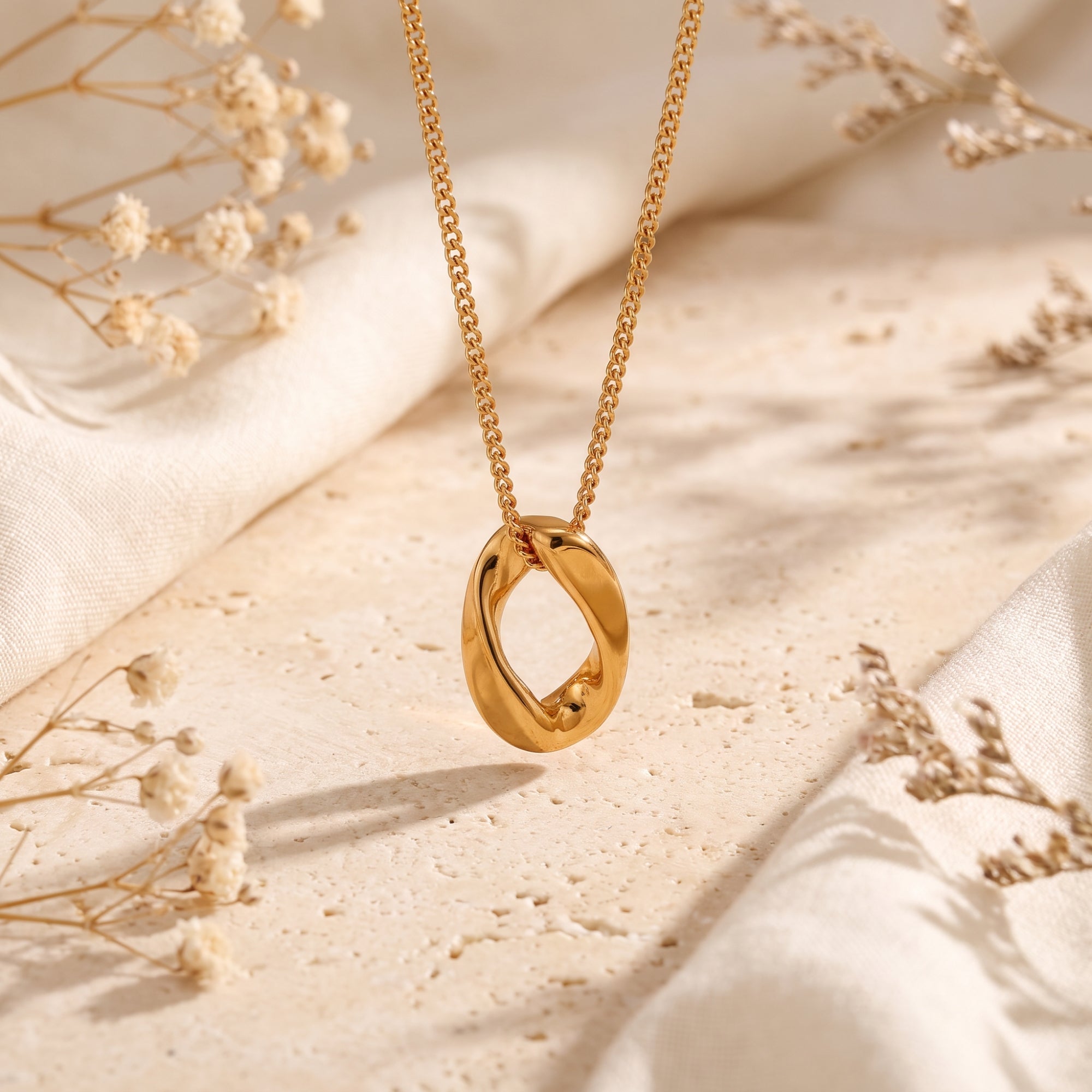 Le collier ovale Atelier