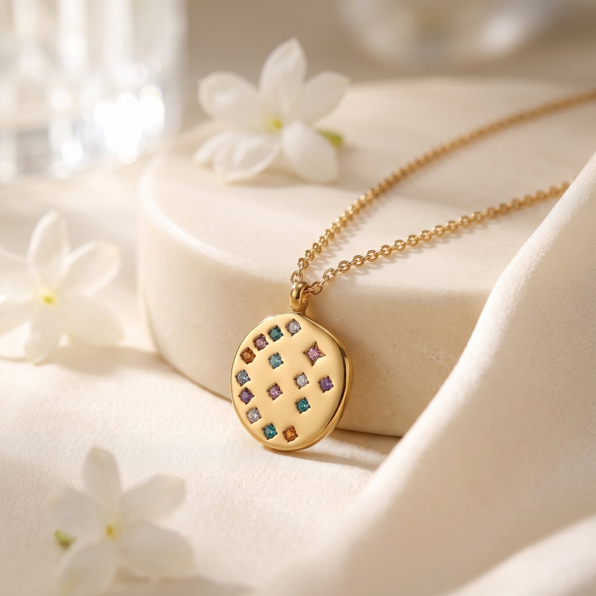 The Astraline Pendant Necklace